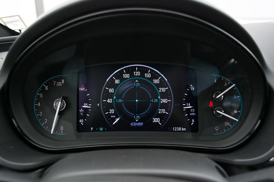  Buick Regal GS AWD 2014 года  (фото 19 из 30)